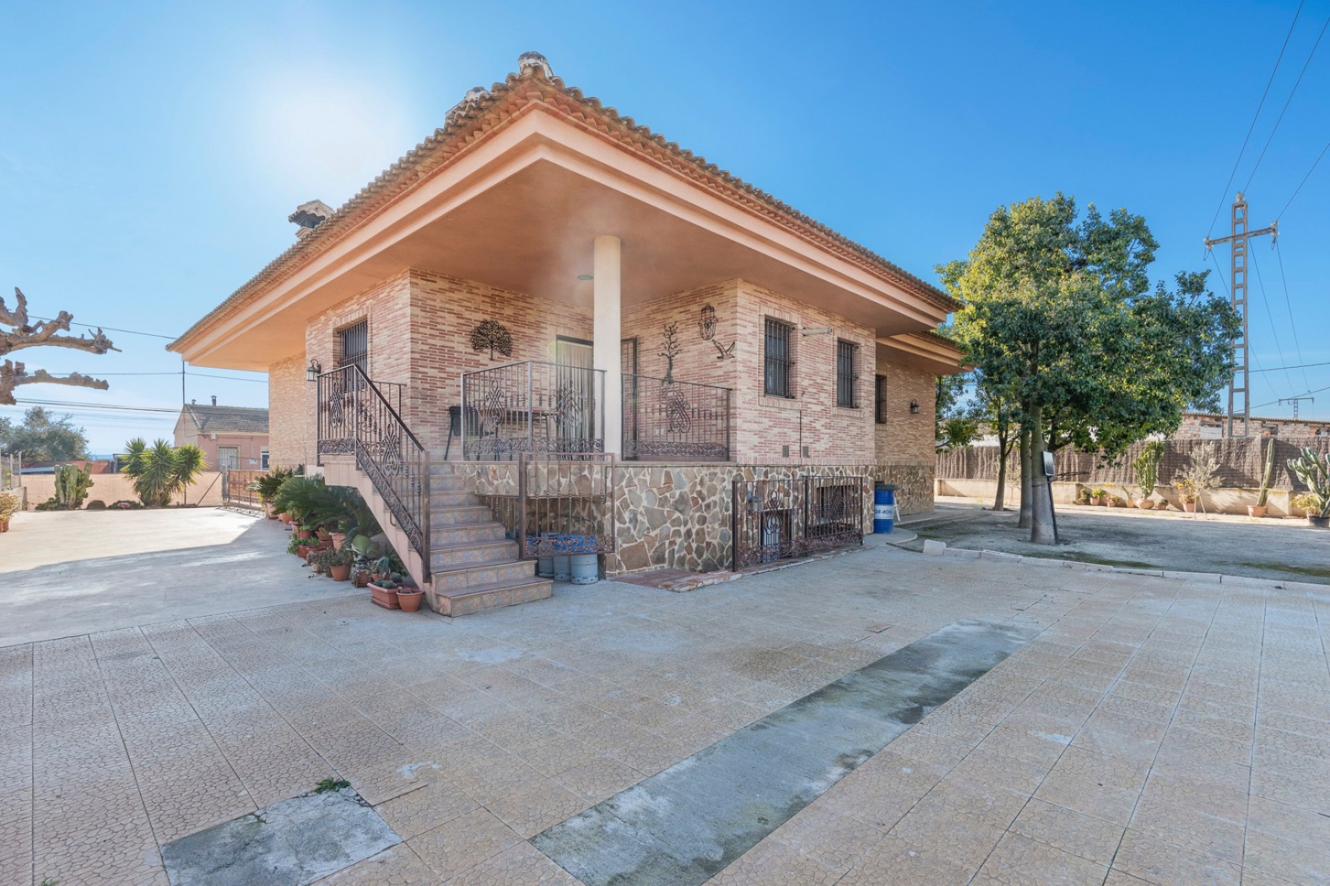 Resale - Villa - Beniel - Carretera de Beniel