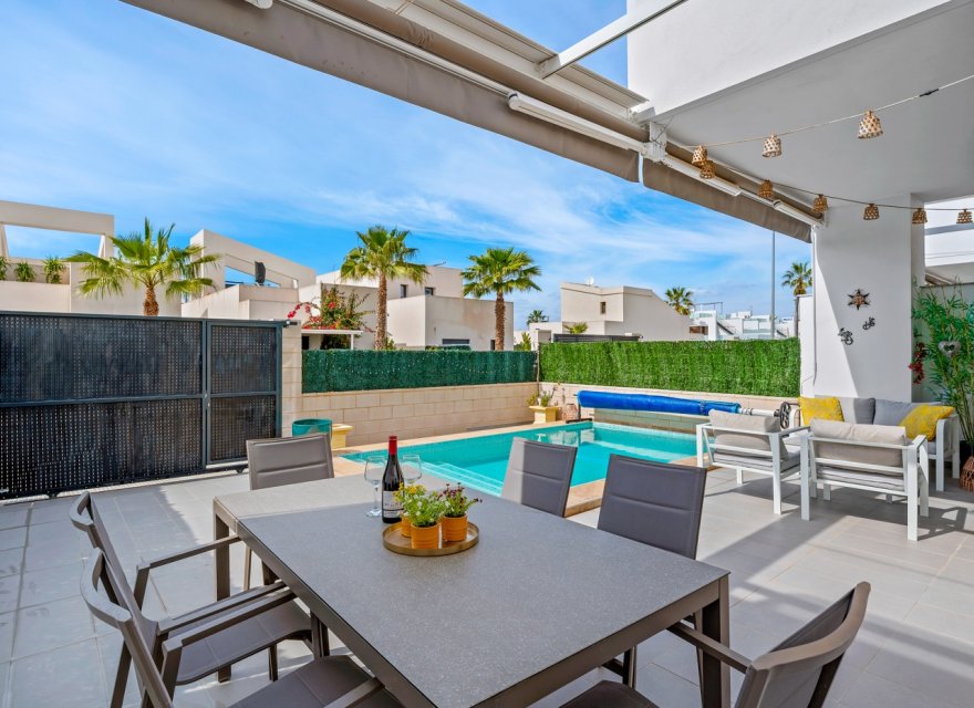 Resale - Villa - Benijofar