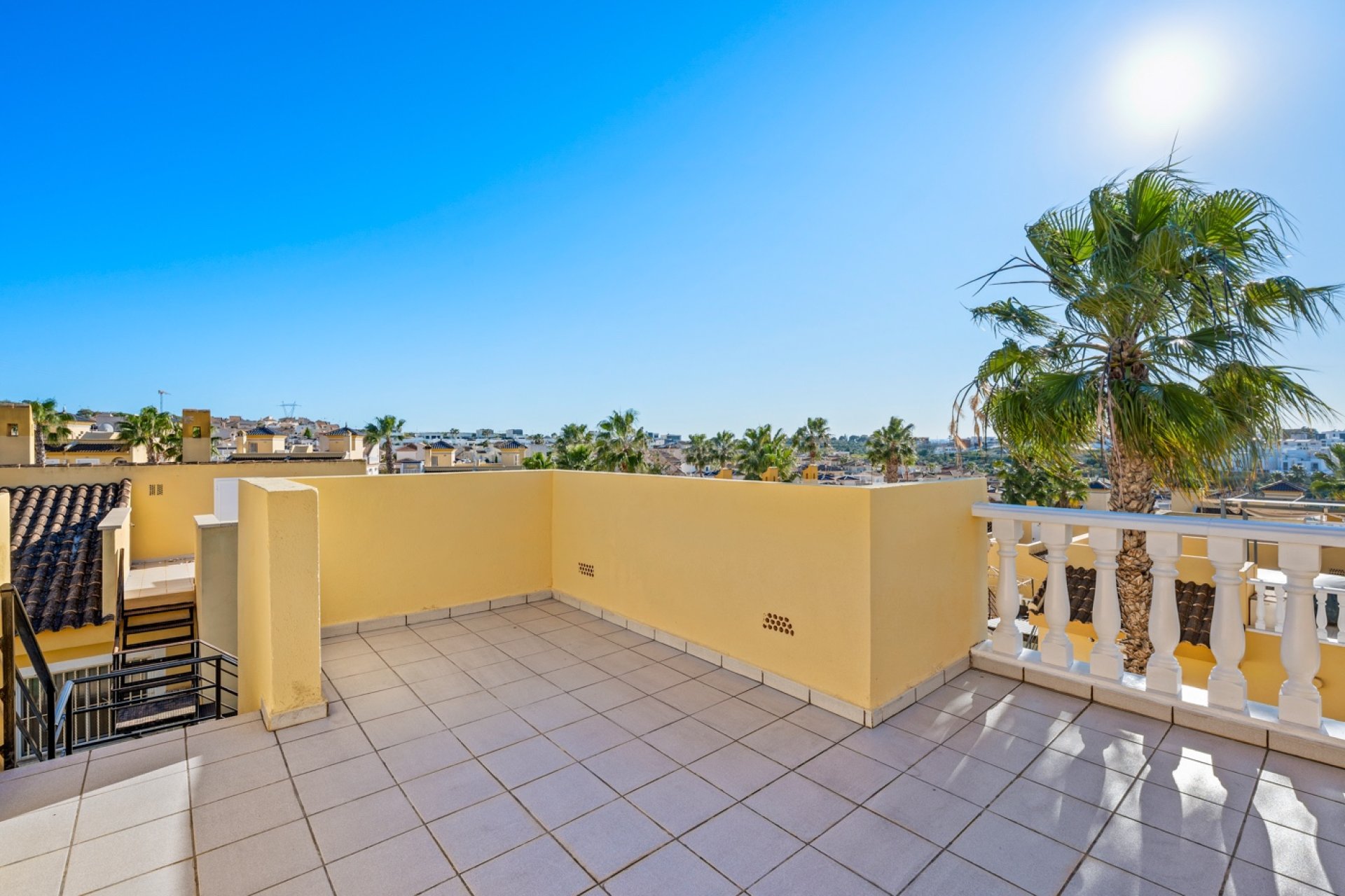 Resale - Villa - Benimar