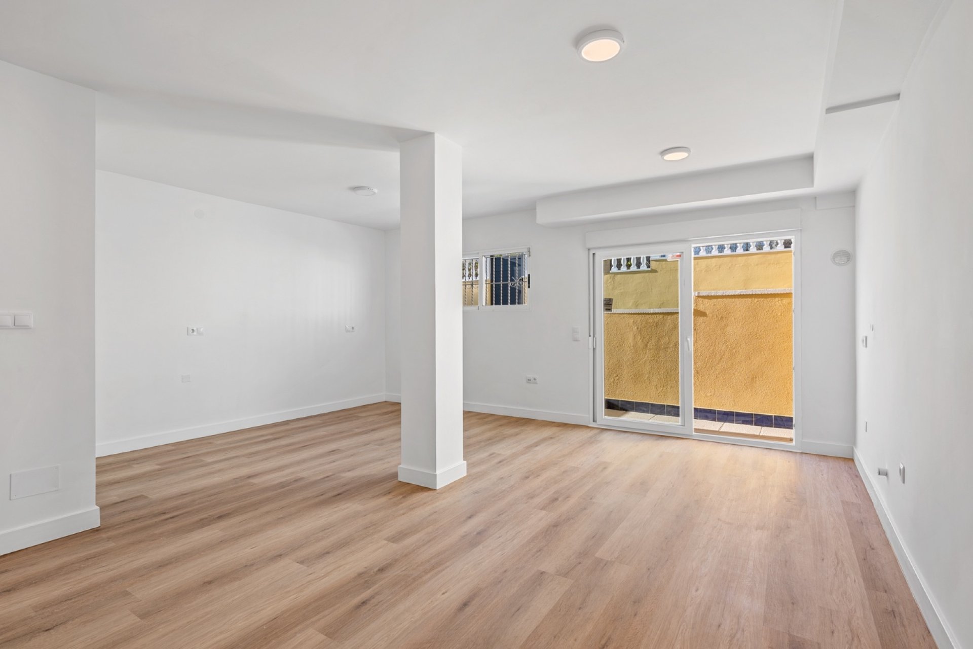 Resale - Villa - Benimar