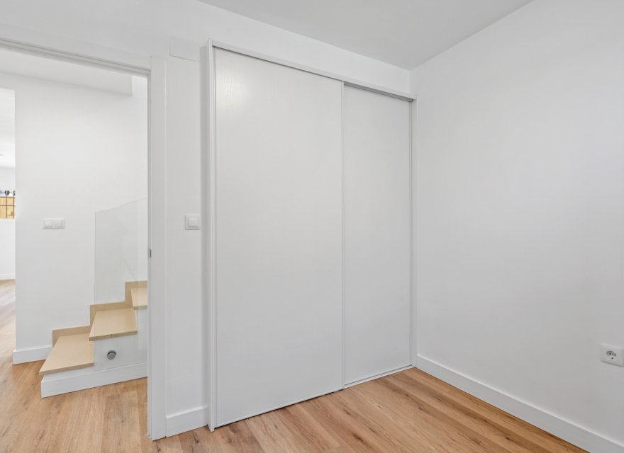 Resale - Villa - Benimar