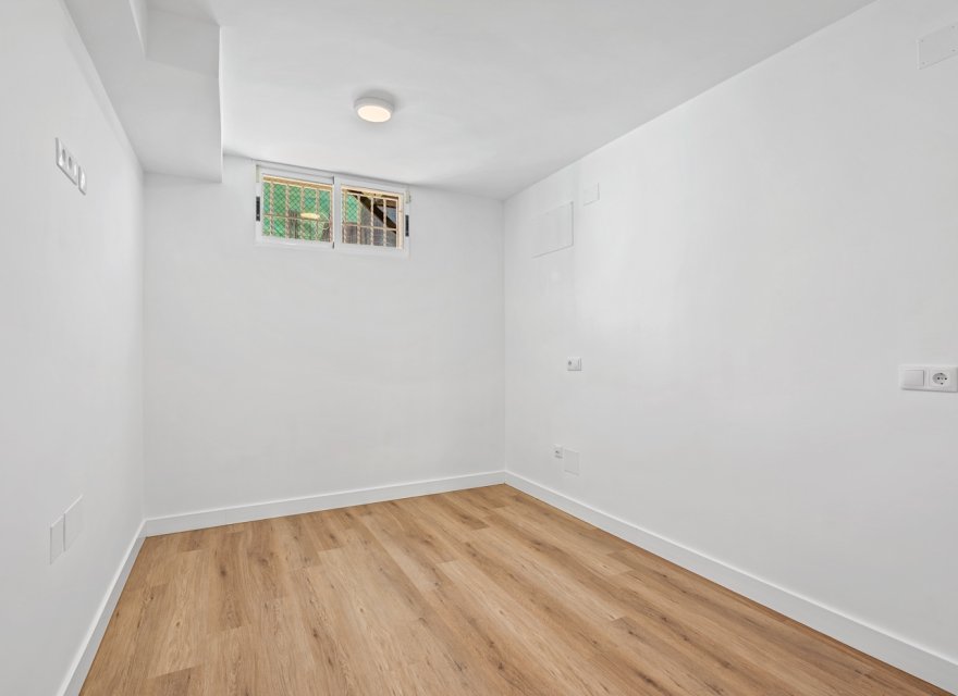 Resale - Villa - Benimar