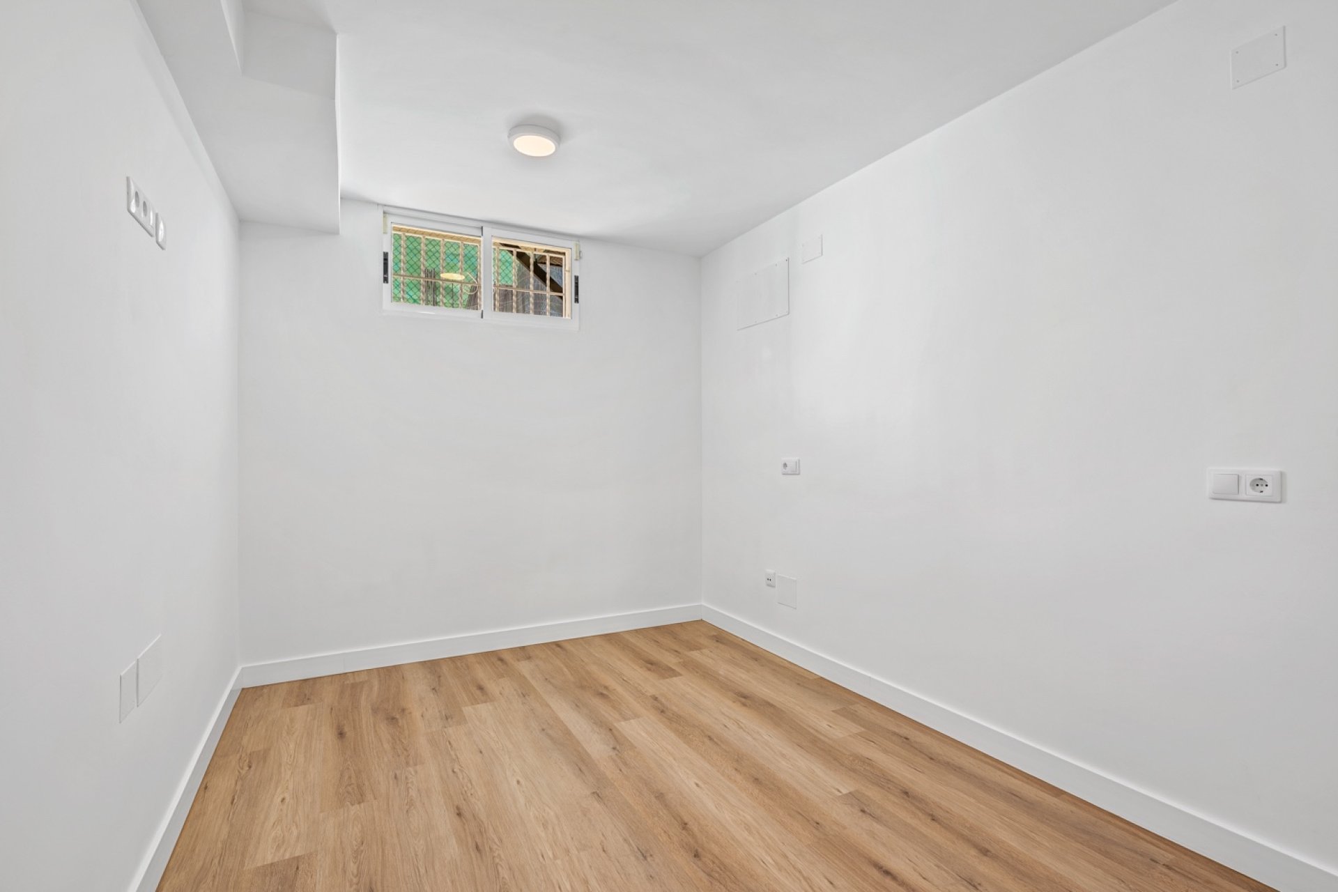 Resale - Villa - Benimar