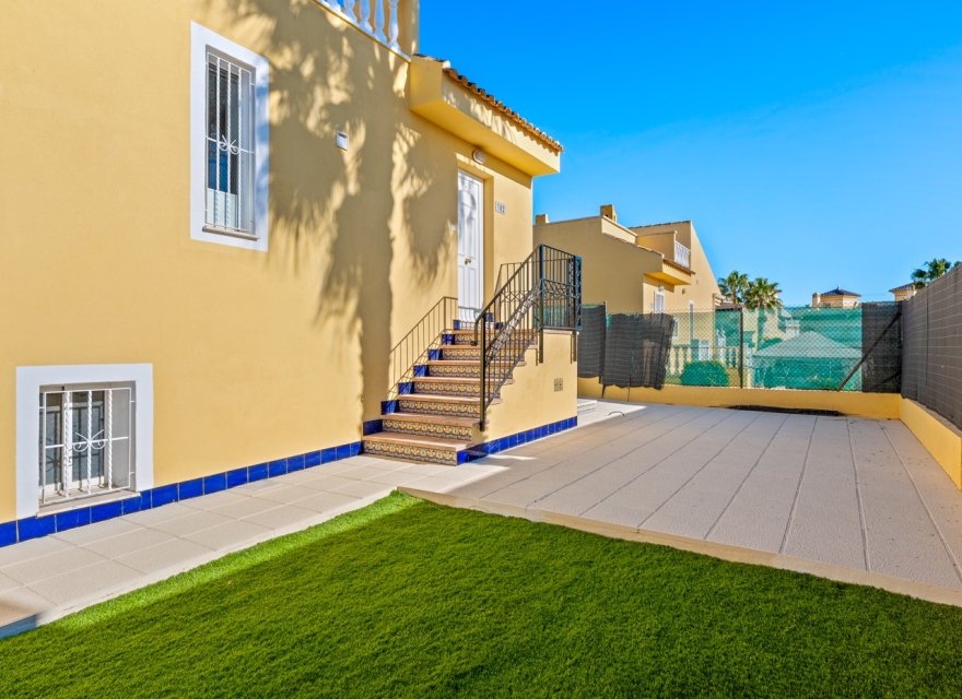 Resale - Villa - Benimar