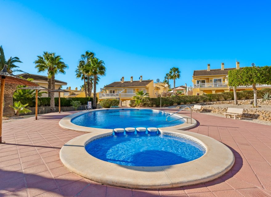 Resale - Villa - Benimar