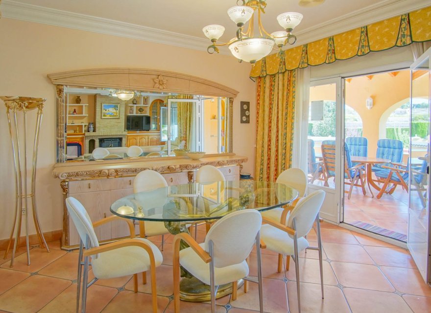 Resale - Villa - Benissa - Fustera