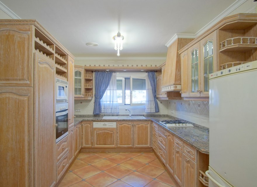 Resale - Villa - Benissa - Fustera