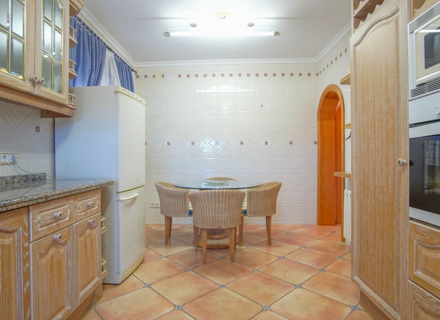 Resale - Villa - Benissa - Fustera