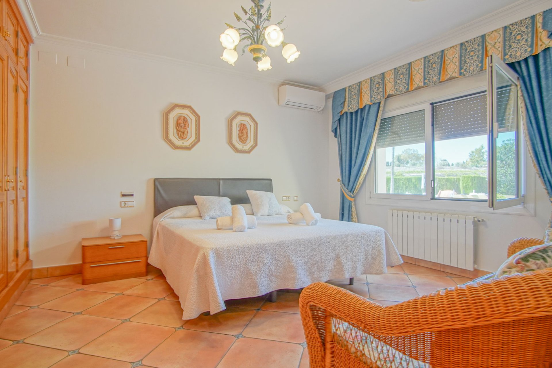 Resale - Villa - Benissa - Fustera