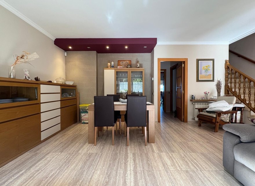 Resale - Villa - Blanes