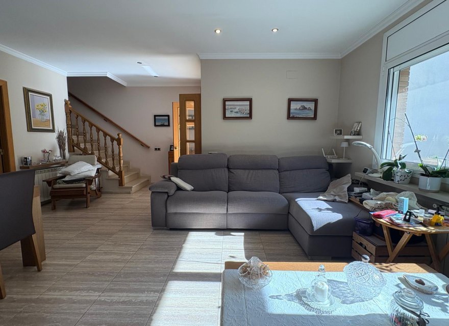 Resale - Villa - Blanes