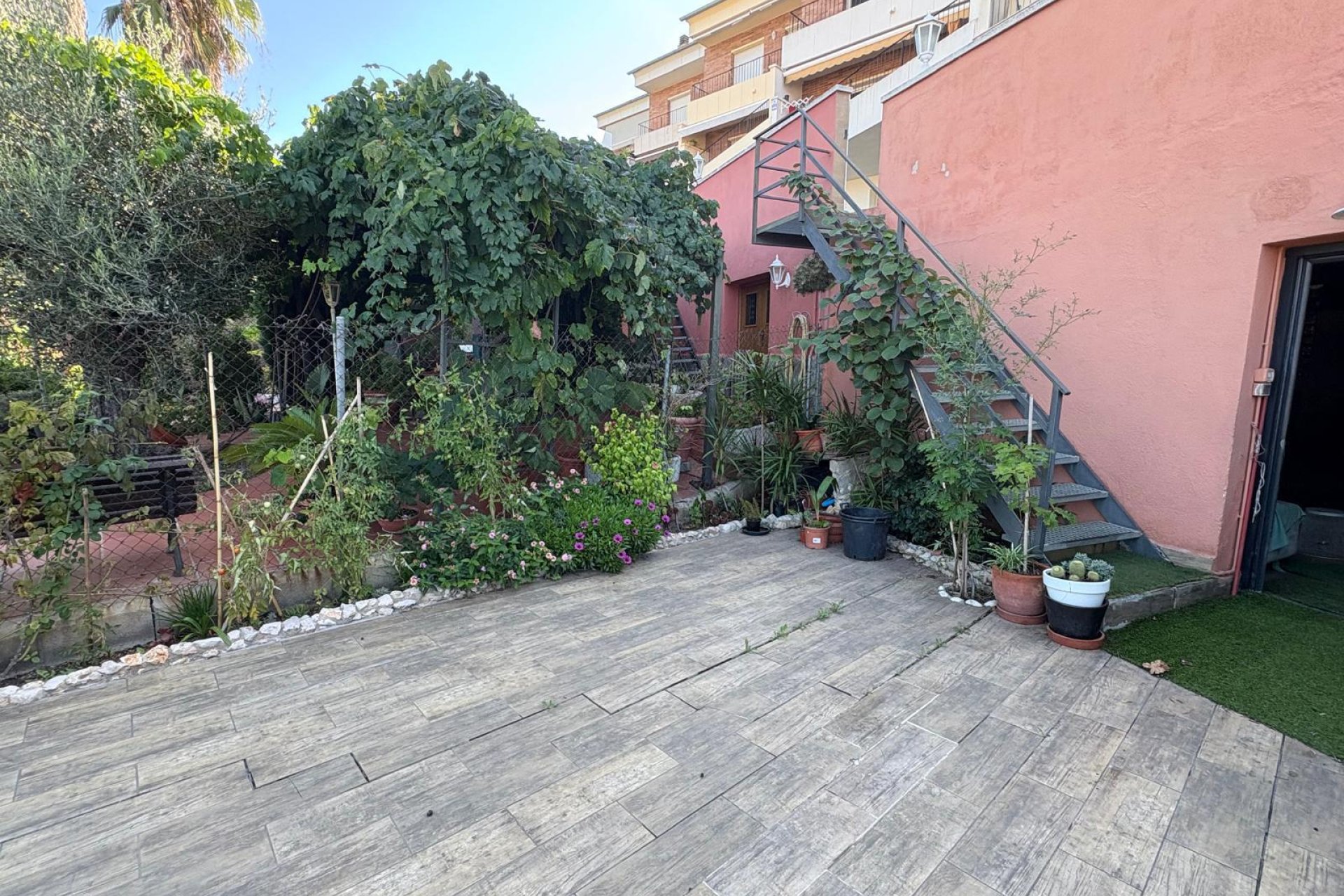 Resale - Villa - Blanes