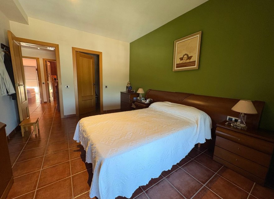 Resale - Villa - Blanes