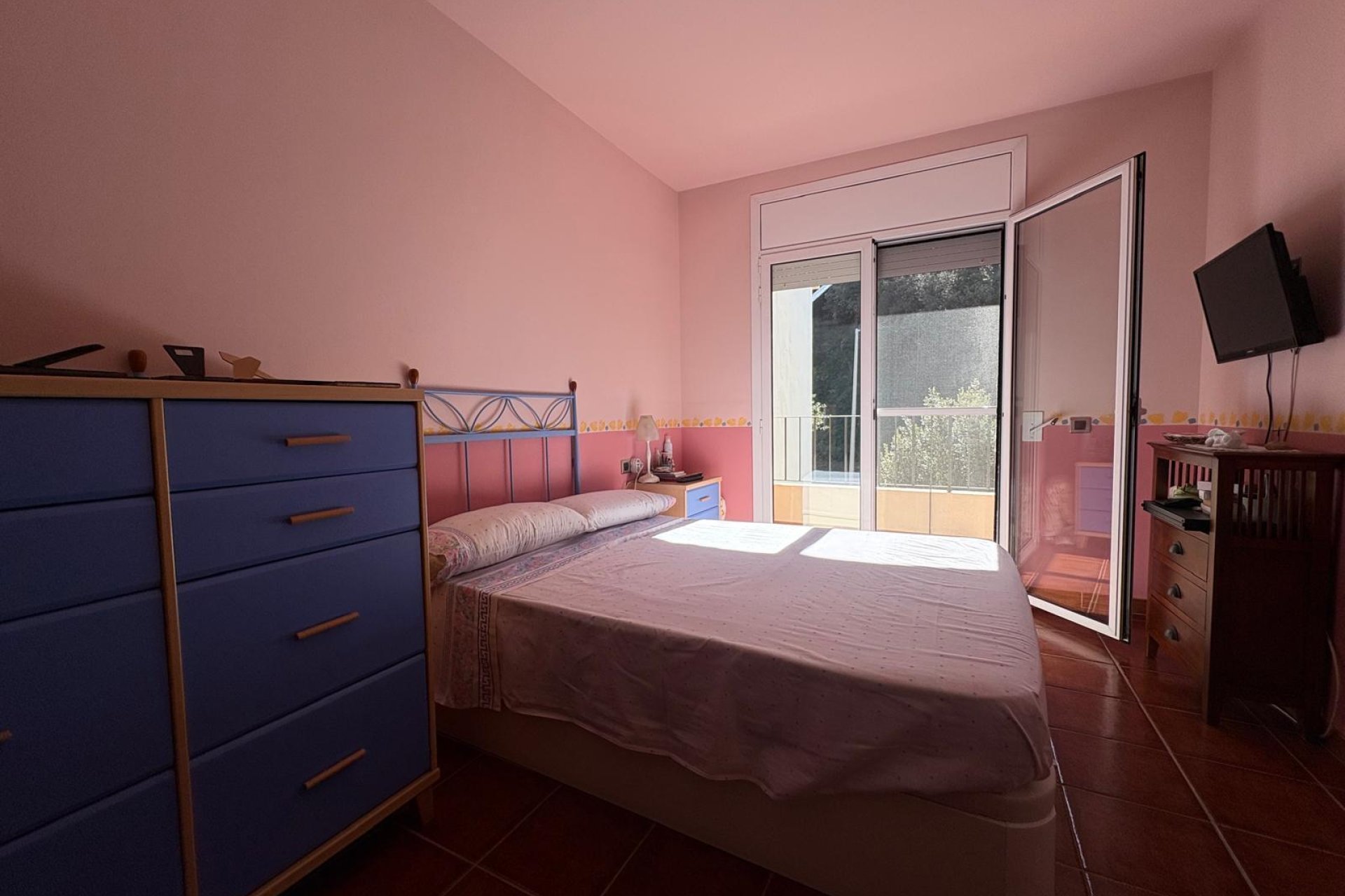 Resale - Villa - Blanes