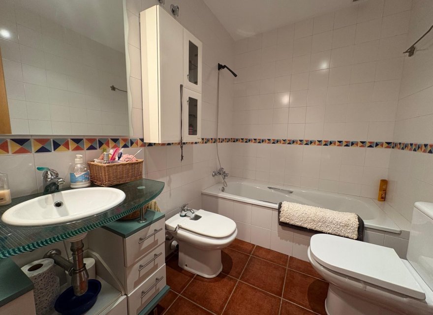 Resale - Villa - Blanes