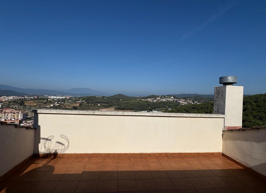 Resale - Villa - Blanes