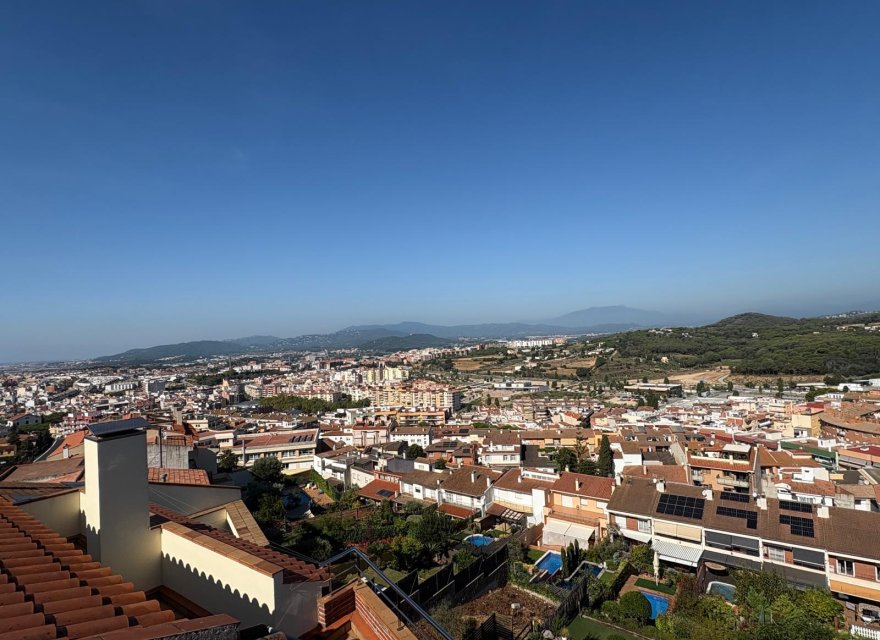 Resale - Villa - Blanes