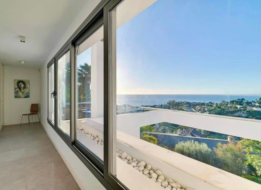 Resale - Villa - Blanes