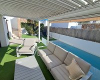 Resale - Villa - Cabo Roig - Costa Blanca