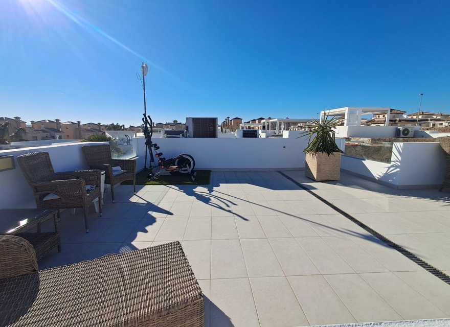 Resale - Villa - Cabo Roig - Costa Blanca