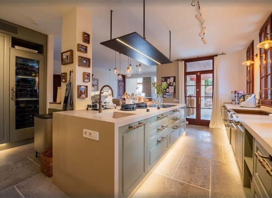 Resale - Villa - Cala Millor