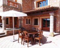 Resale - Villa - Cala Millor