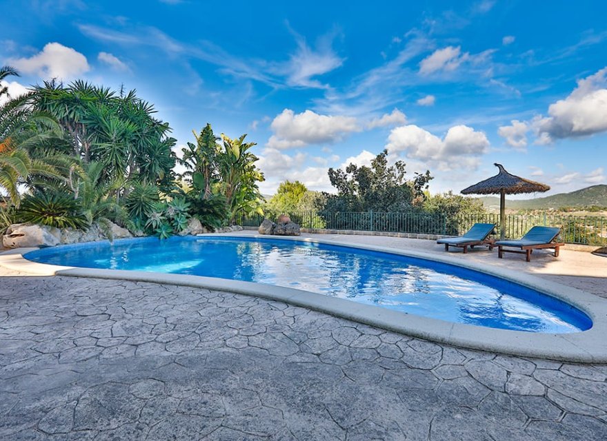 Resale - Villa - Cala Millor