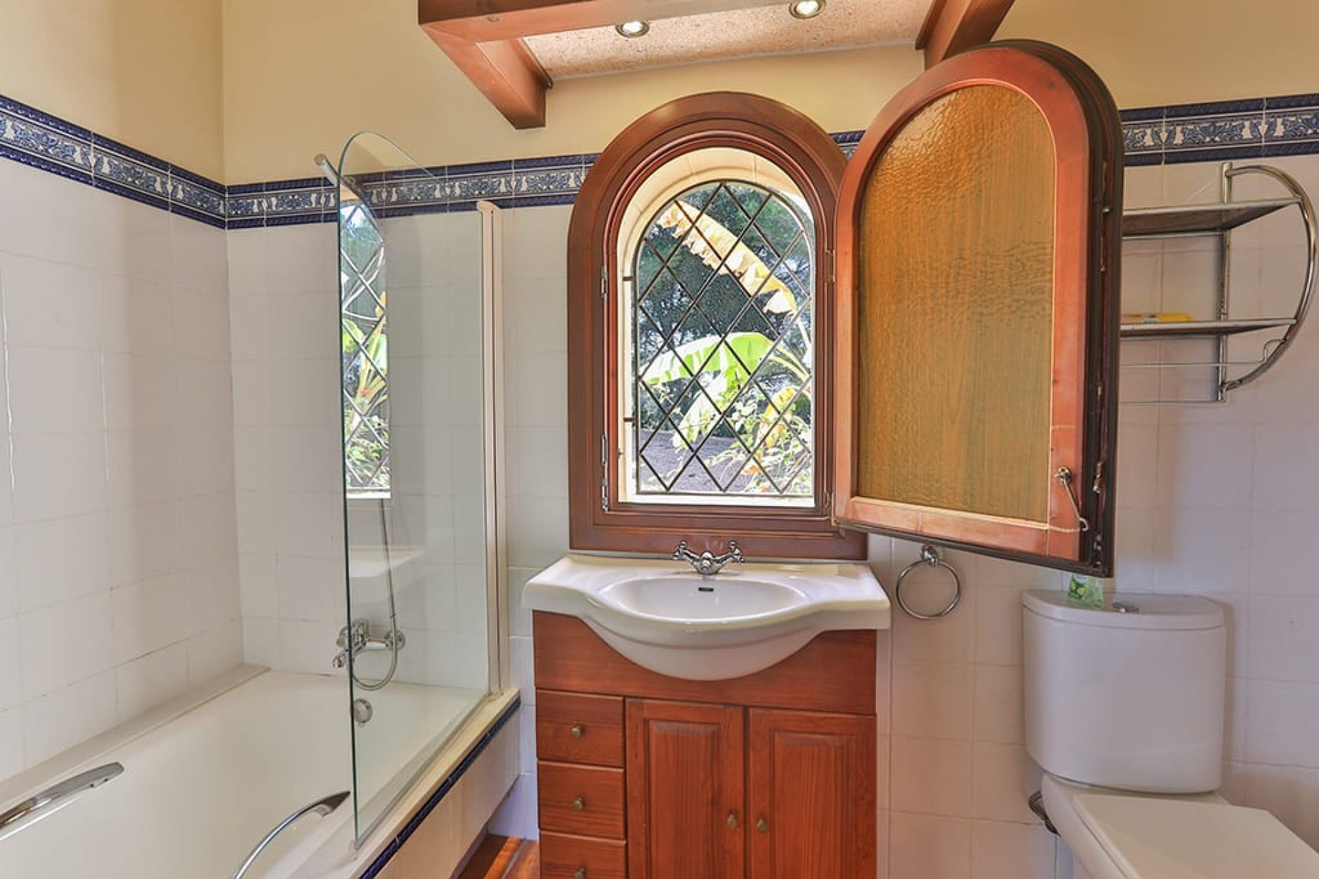 Resale - Villa - Cala Millor