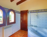 Resale - Villa - Cala Millor