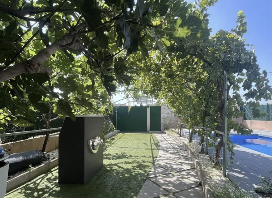 Resale - Villa - Cala Pi