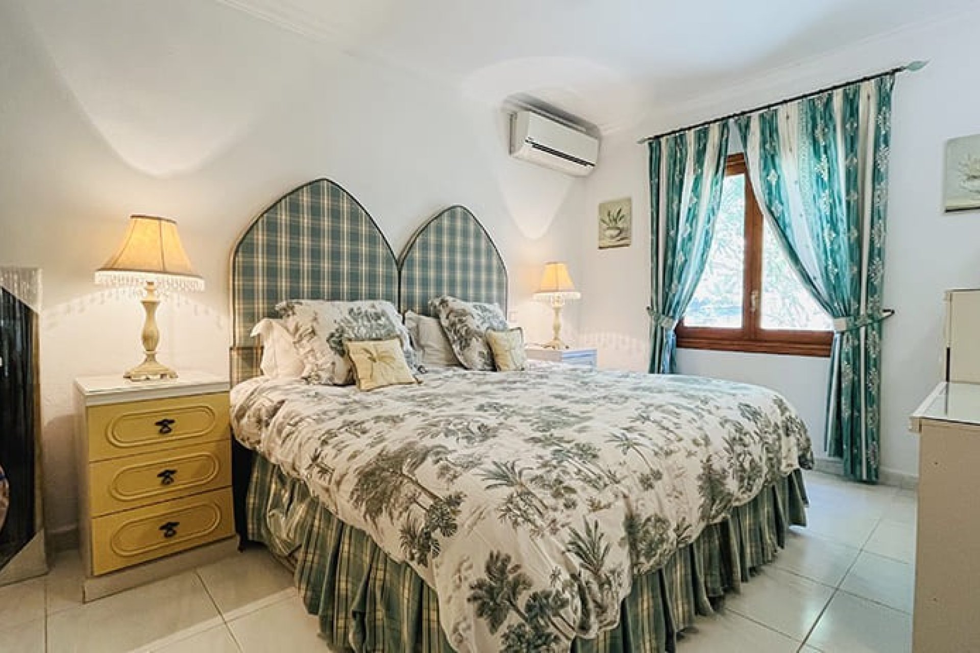 Resale - Villa - Cala Viñes