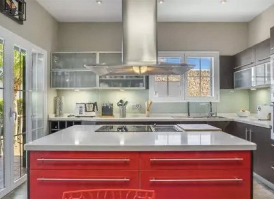 Resale - Villa - Cala Viñes