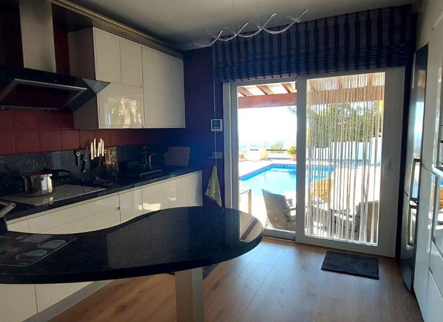 Resale - Villa - Calpe - Costa Blanca