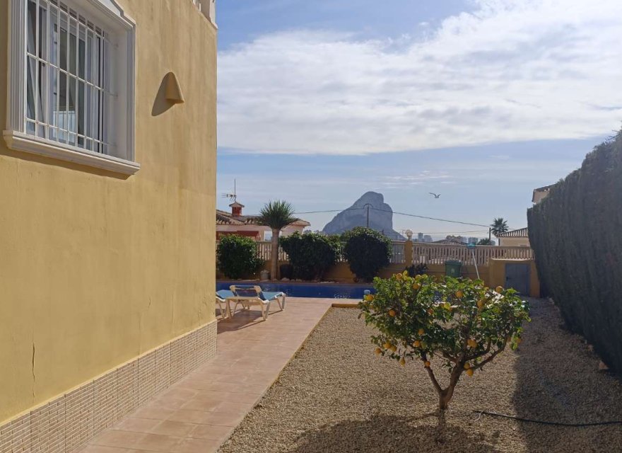 Resale - Villa - Calpe - Costa Blanca