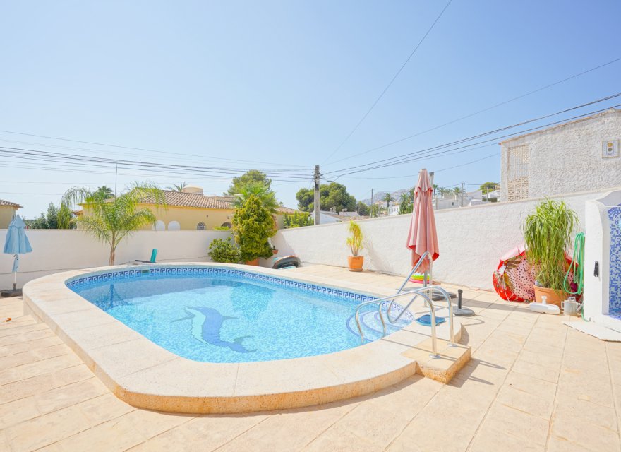 Resale - Villa - Calpe - Partida Calalga