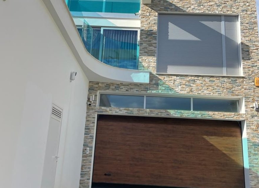 Resale - Villa - Calpe