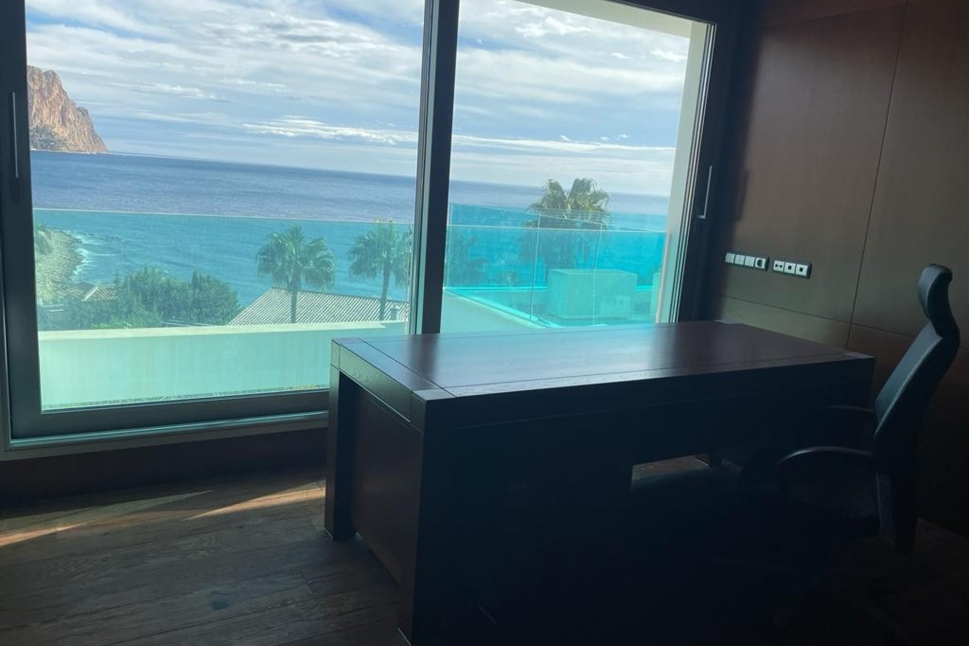 Resale - Villa - Calpe