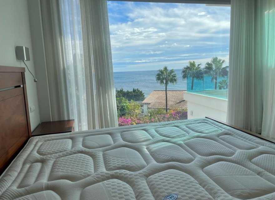 Resale - Villa - Calpe