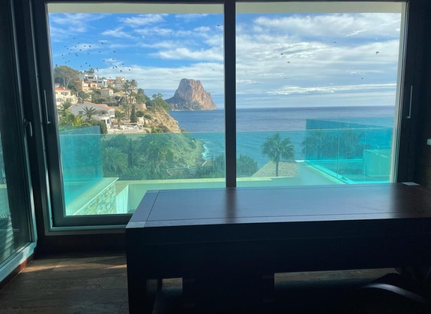 Resale - Villa - Calpe