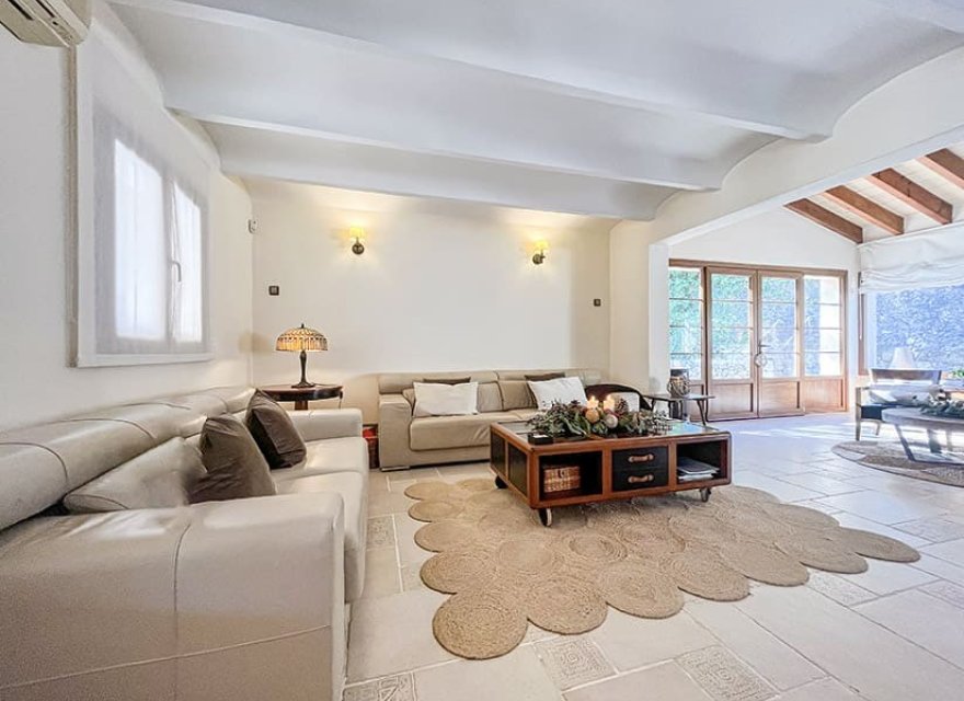 Resale - Villa - Calvia