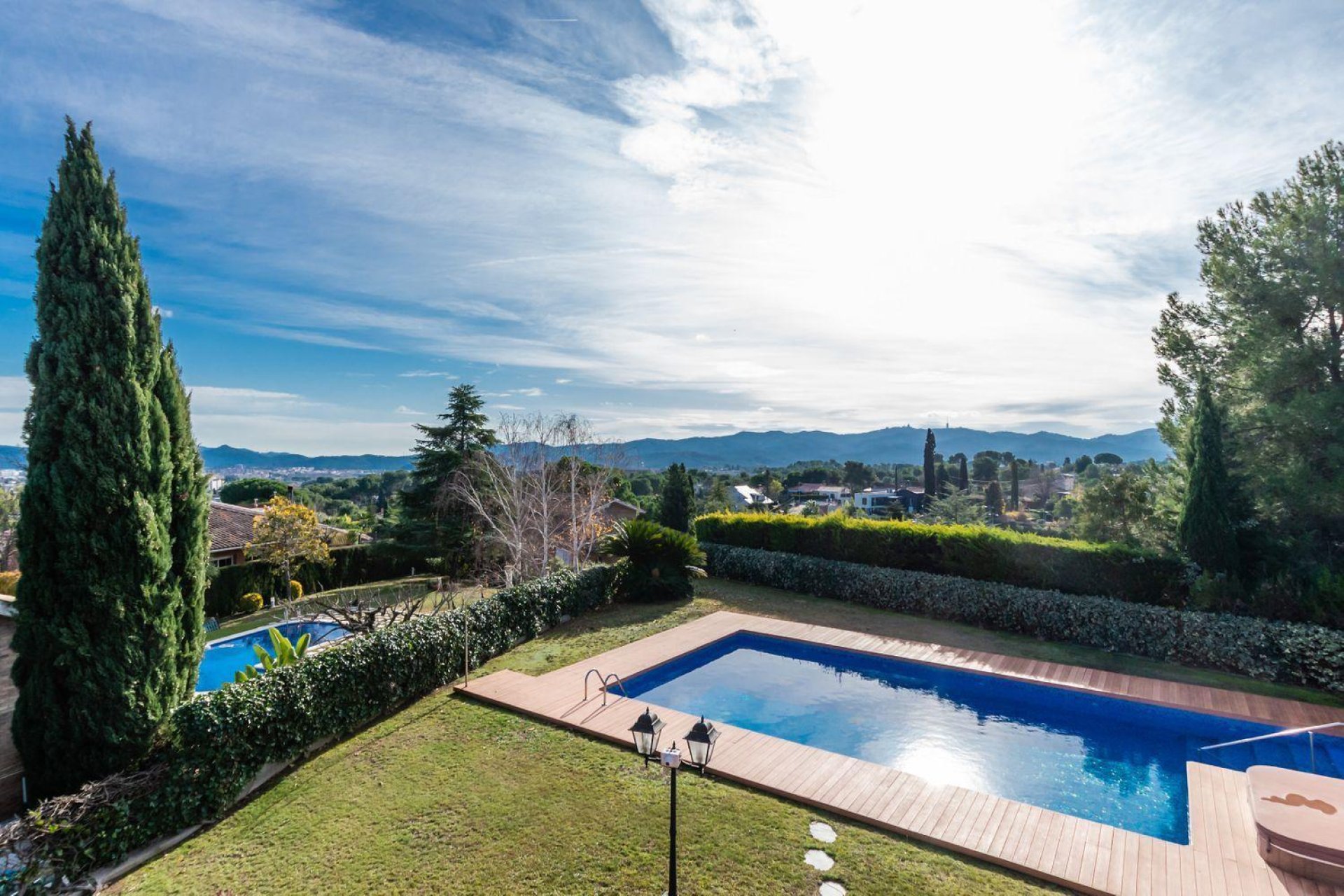 Resale - Villa - Cerdanyola del Valles