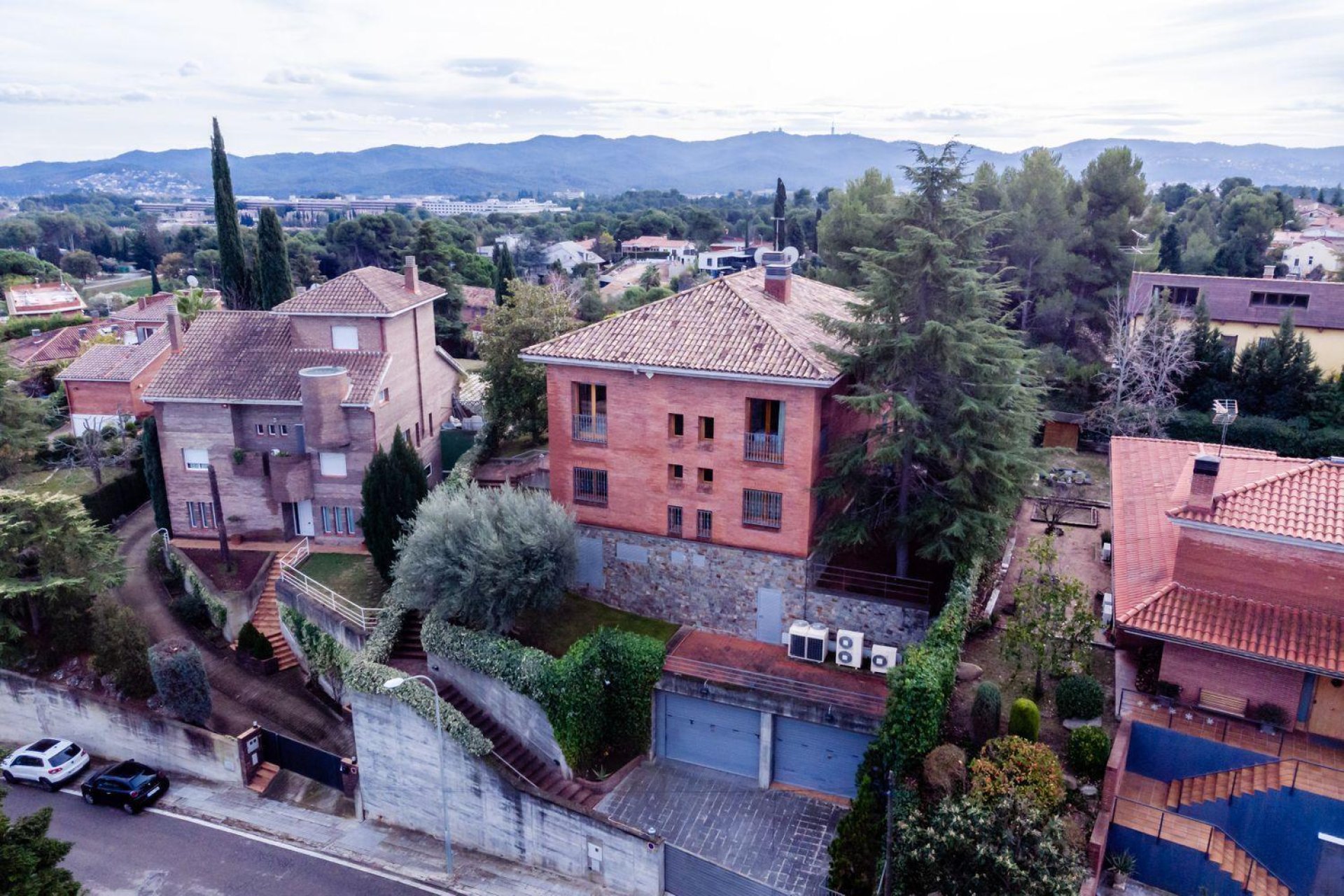 Resale - Villa - Cerdanyola del Valles