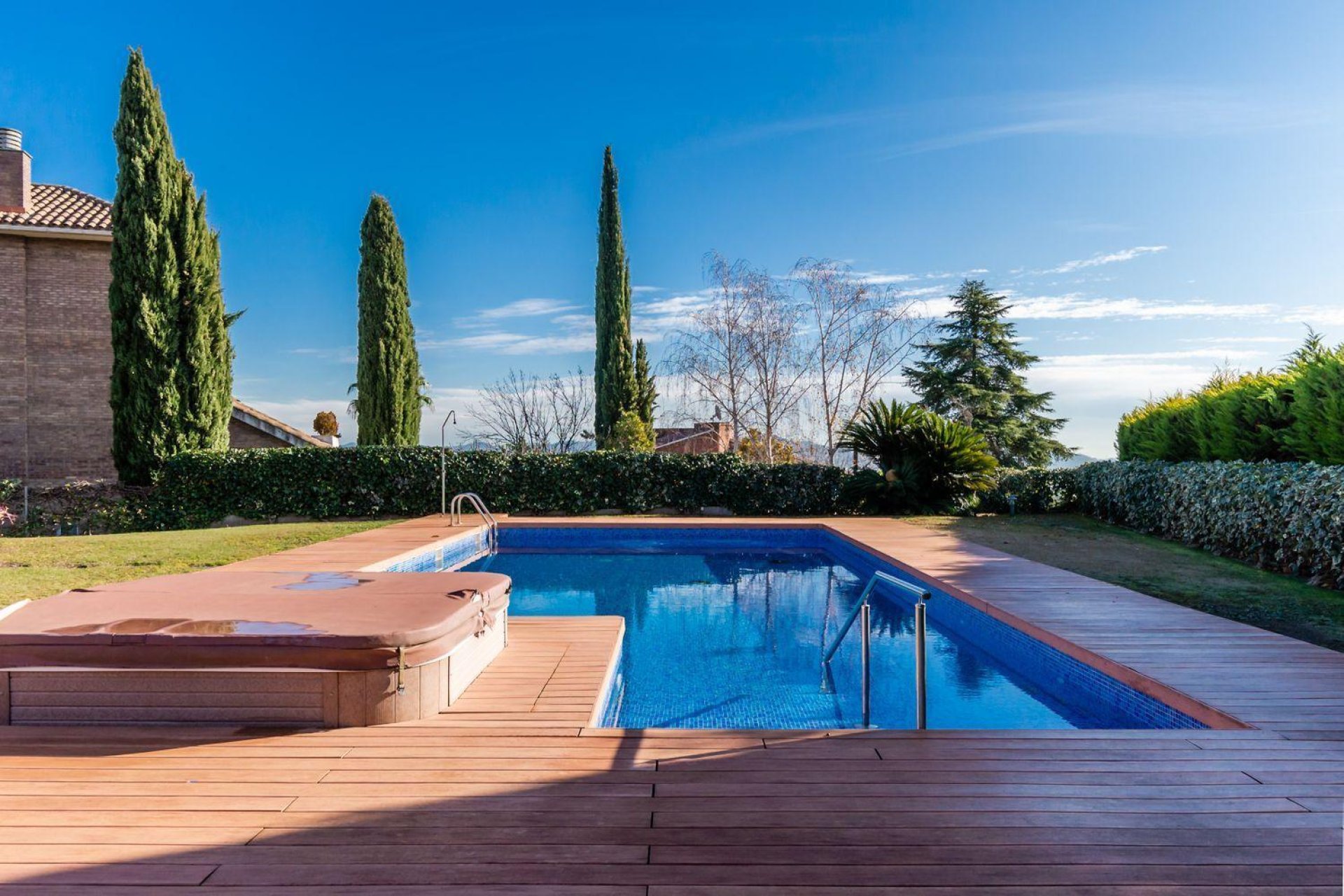 Resale - Villa - Cerdanyola del Valles