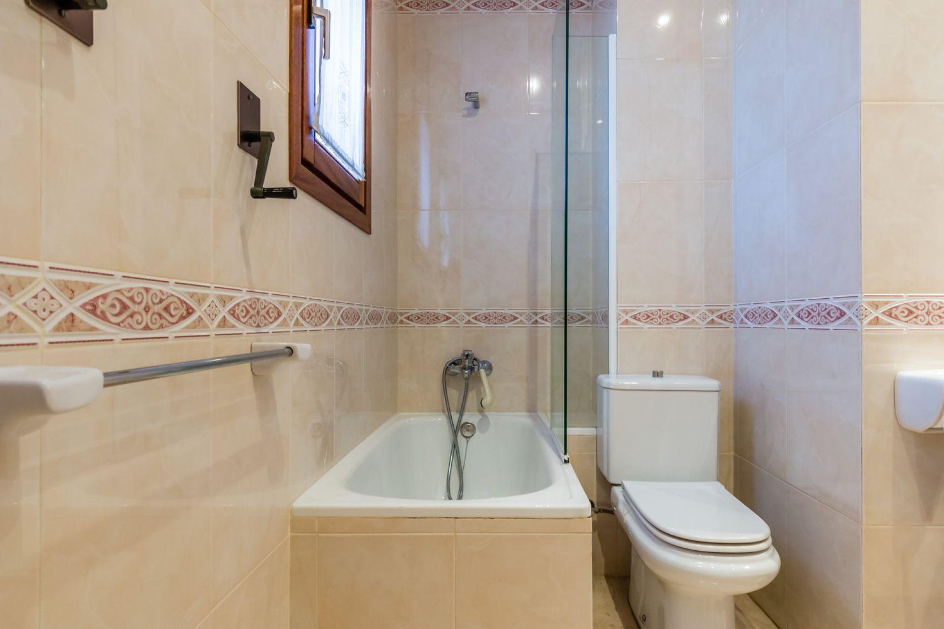 Resale - Villa - Cerdanyola del Valles