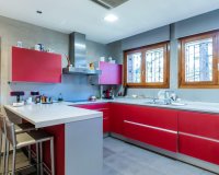 Resale - Villa - Cerdanyola del Valles