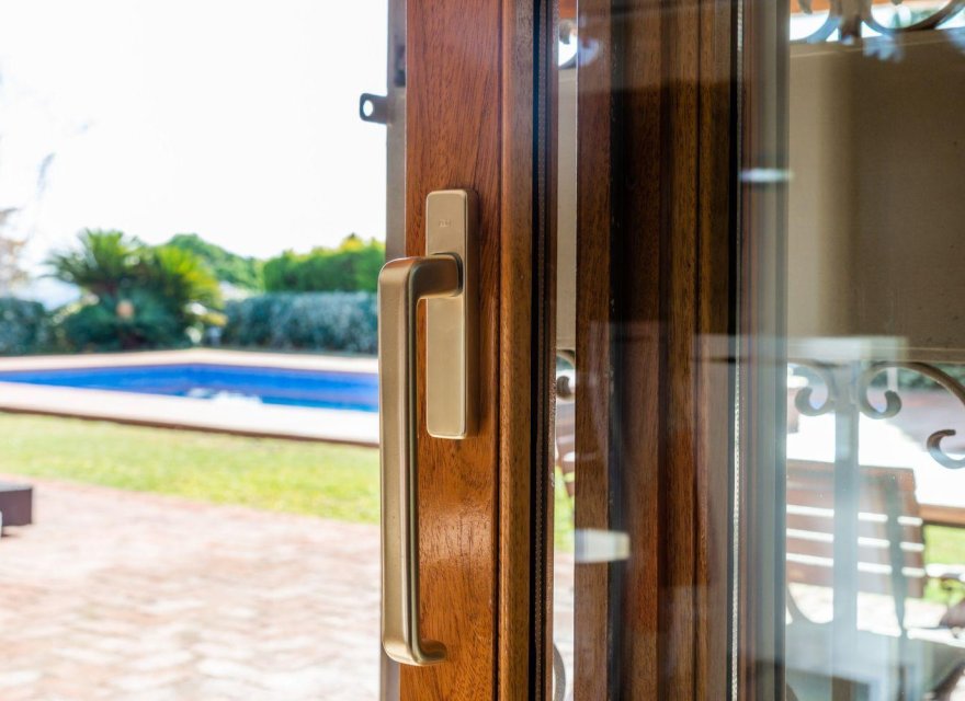 Resale - Villa - Cerdanyola del Valles