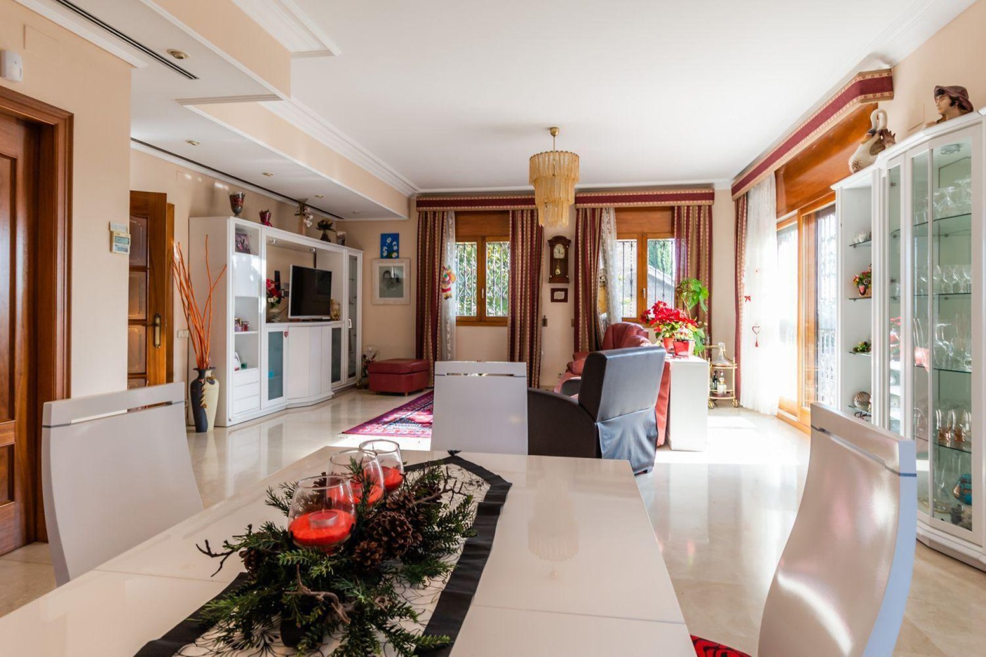 Resale - Villa - Cerdanyola del Valles