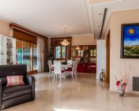 Resale - Villa - Cerdanyola del Valles