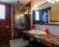 Resale - Villa - Cerdanyola del Valles