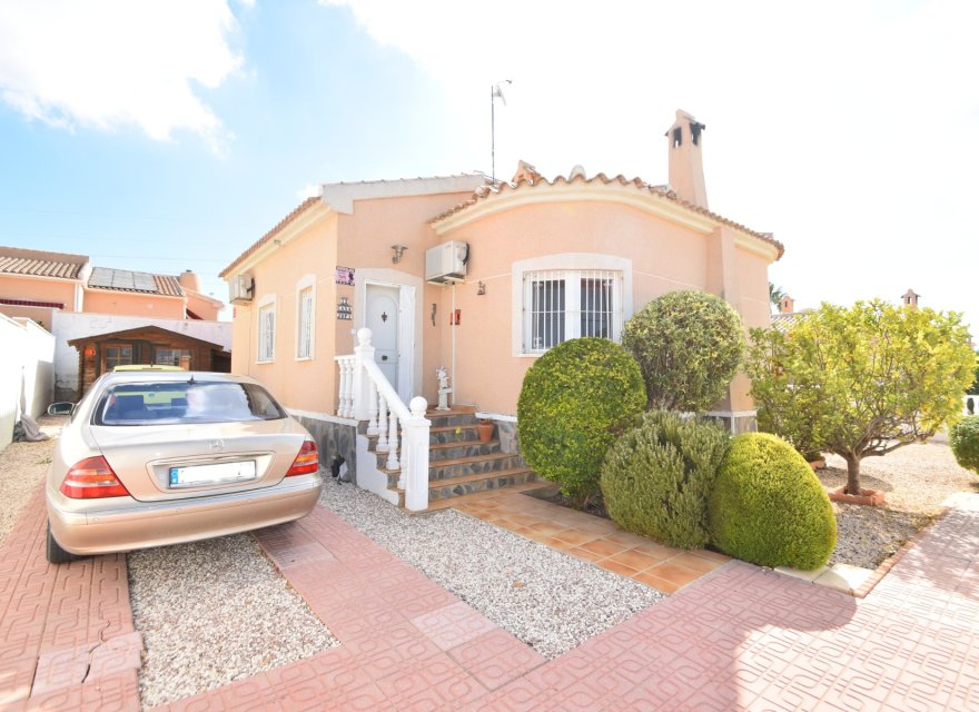 Resale - Villa - Ciudad Quesada - Atalayas